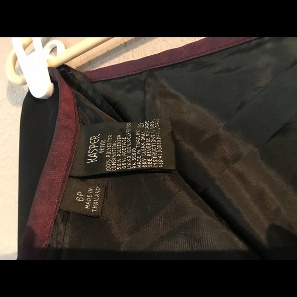 Size 6P Kasper Skirt Black and Purple - Picture 2 of 3